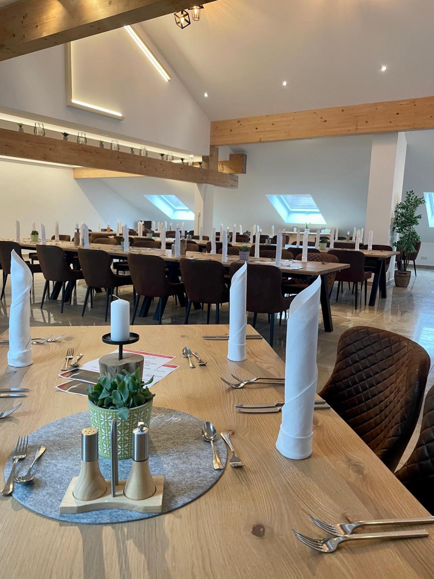 Roemercastell Wirtshaus & Hotel Bohming Ngoại thất bức ảnh