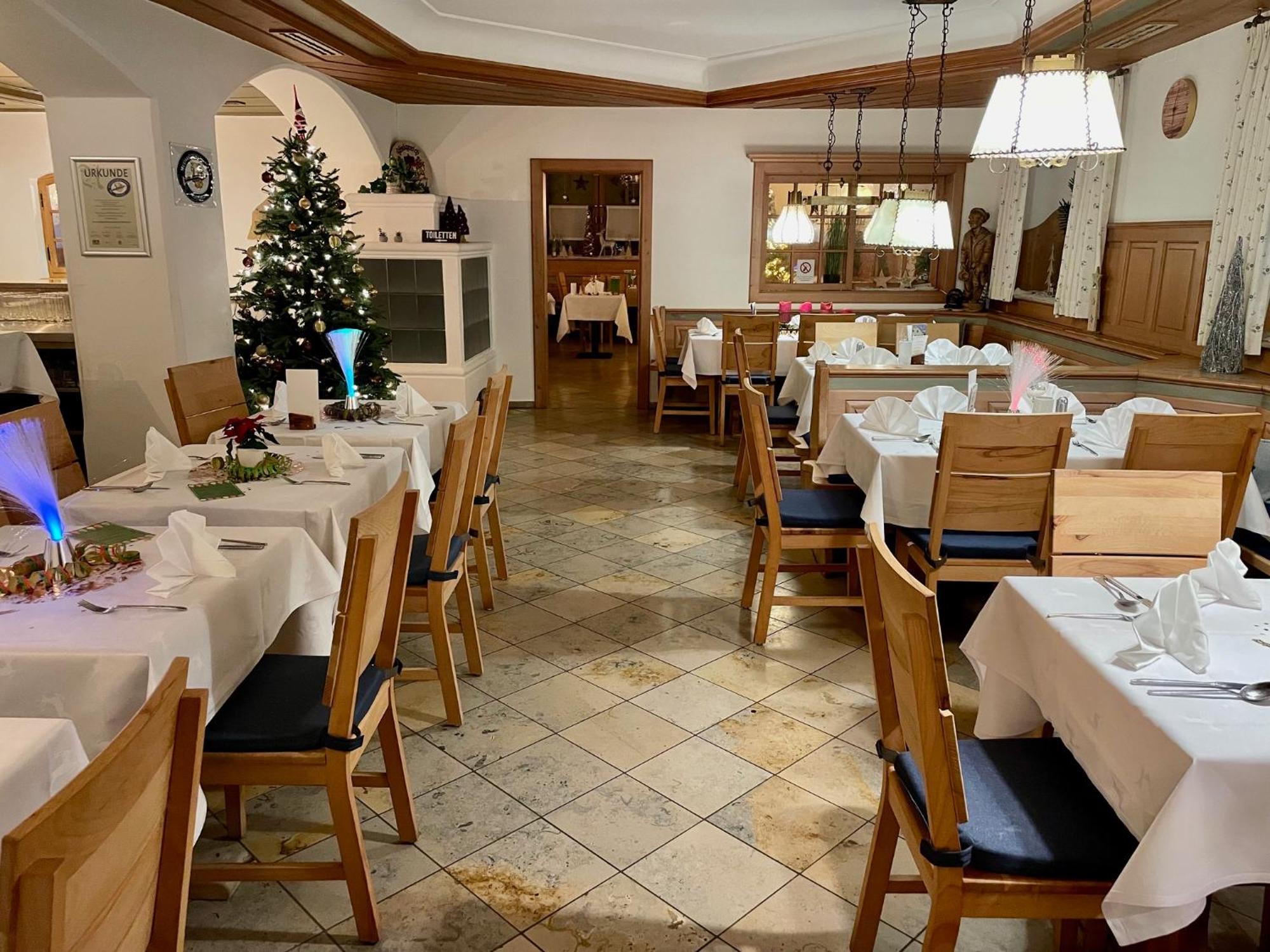 Roemercastell Wirtshaus & Hotel Bohming Ngoại thất bức ảnh